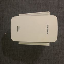 Lynksys Wi-Fi Extender 