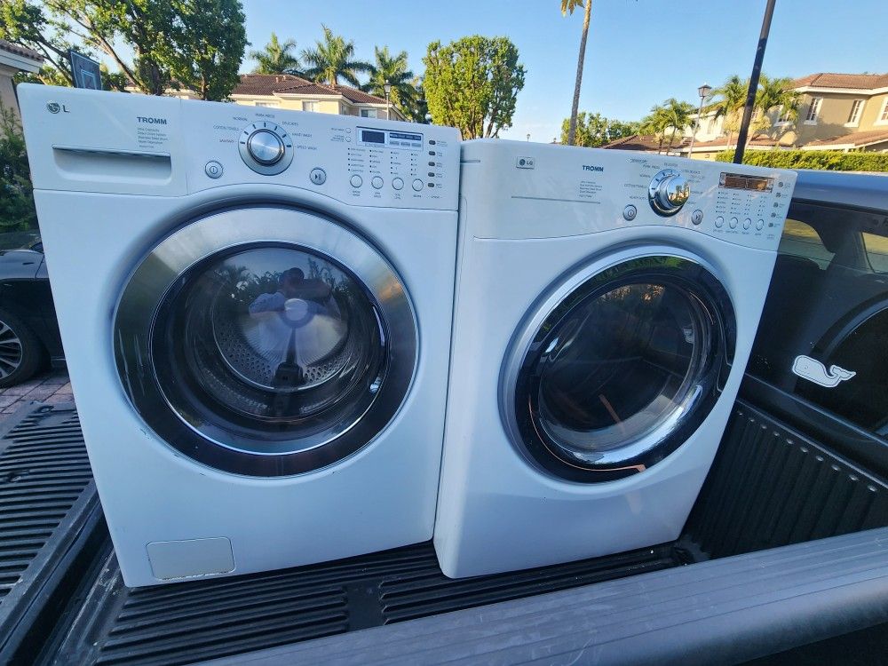 Lg Tromm Washer And Dryer 