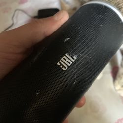 JBL bluetooth speaker 