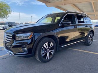 2025 Mercedes-Benz GLB 250