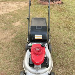 Honda Self Propelled Lawn Mower 