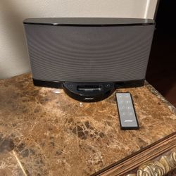Bose SoundDock Series II Digital Music System Speaker