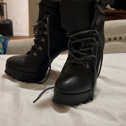 Super Cute Black Boots