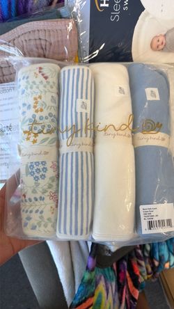 Tiny Kind Burp Cloth (4 Pack)