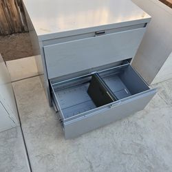 Metal Filing Cabinet 