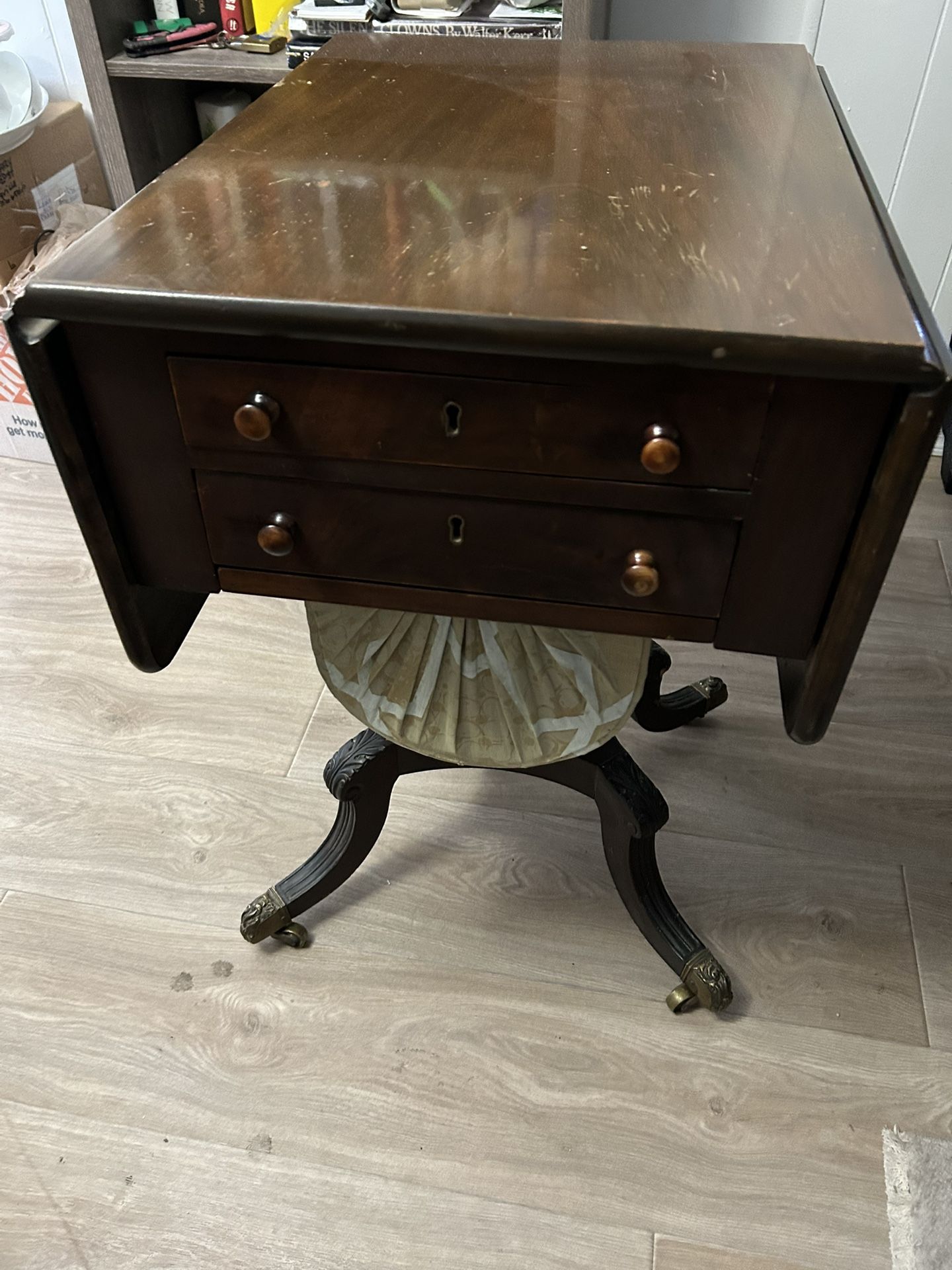 Antique William IV style Drop-Leaf Work Occasional Table Flame Mahogany, circa 19th Century