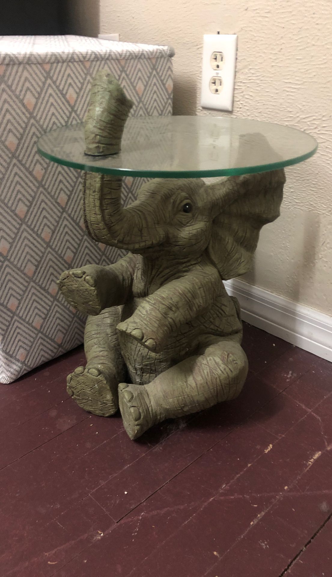 Small side elephant table
