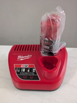Milwaukee M12 Battery & Charger Kit