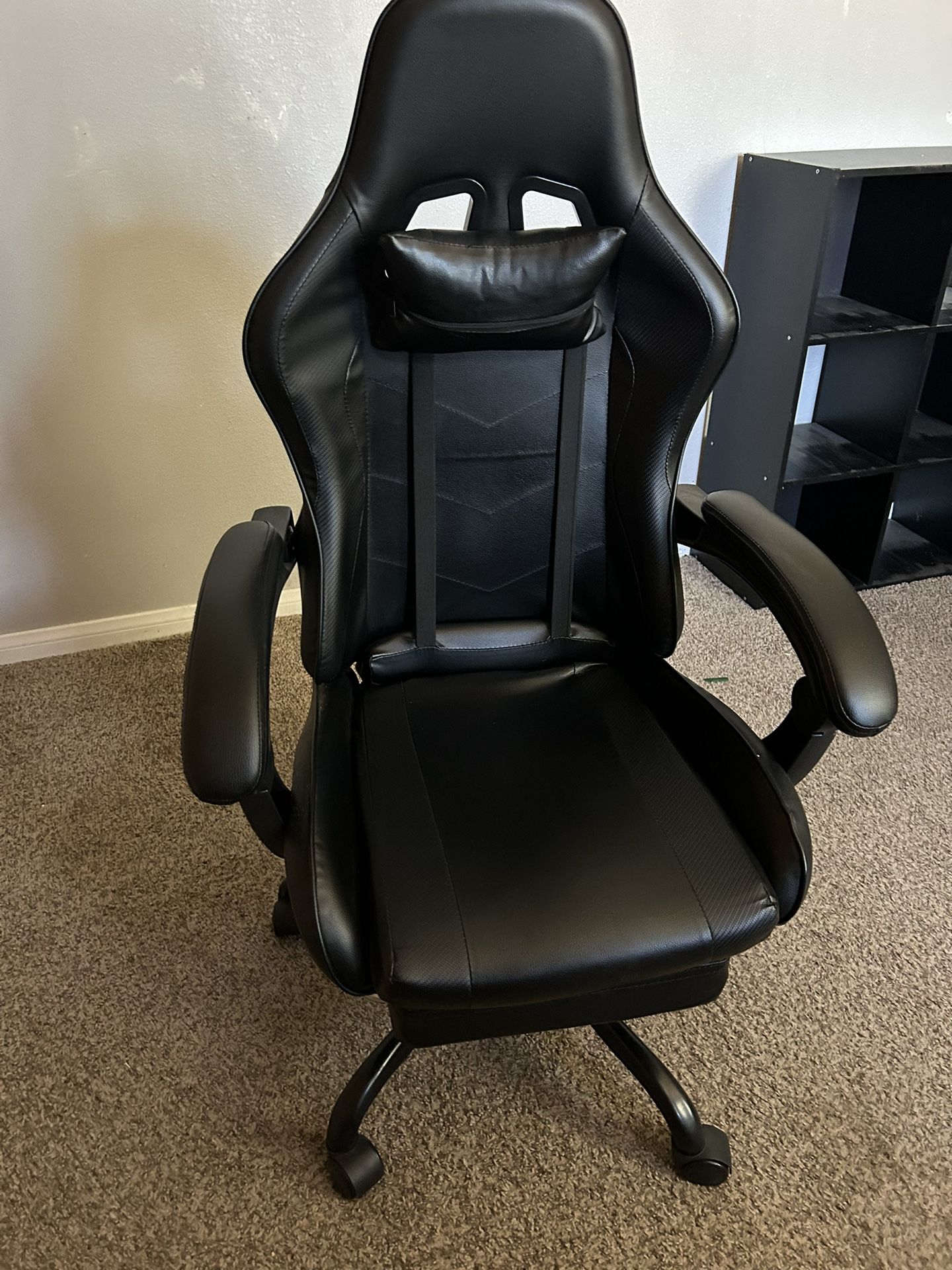 Gaming Chair for Sale in Hesperia, CA OfferUp