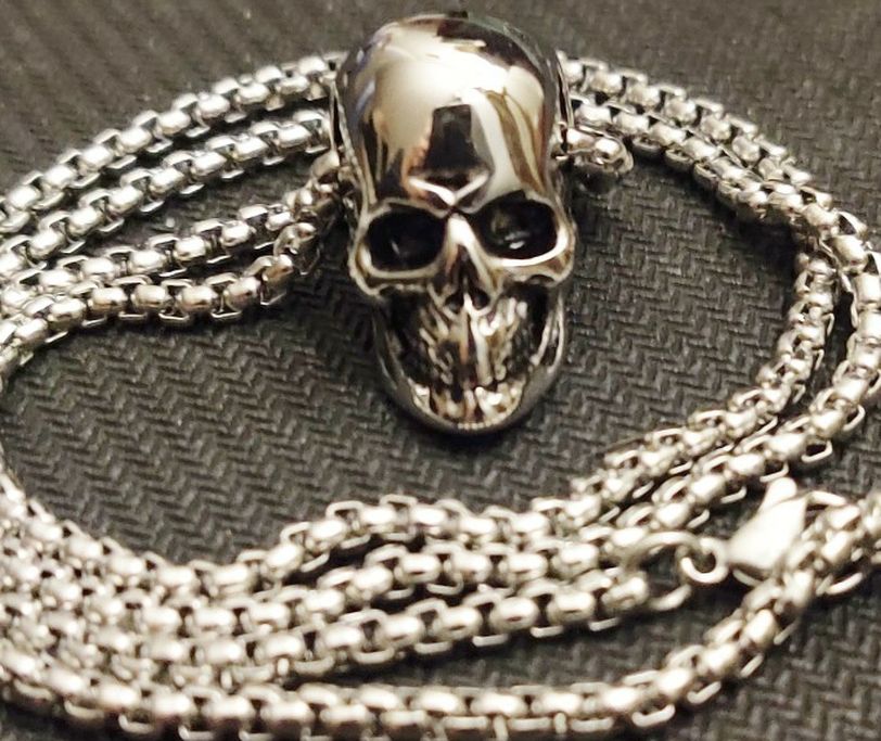 Stainless Steel Skull Pendant On A Stylish 24" Chain