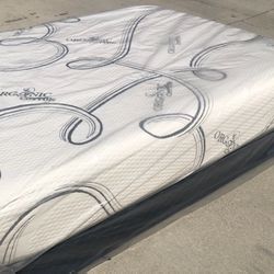 TWIN MEMORY FOAM MATTRESSES SET WHIT BOX SPRING BRAND NEW ✅️ 