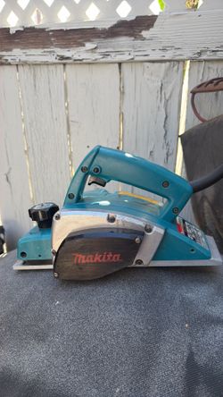 MAKITA PLANER