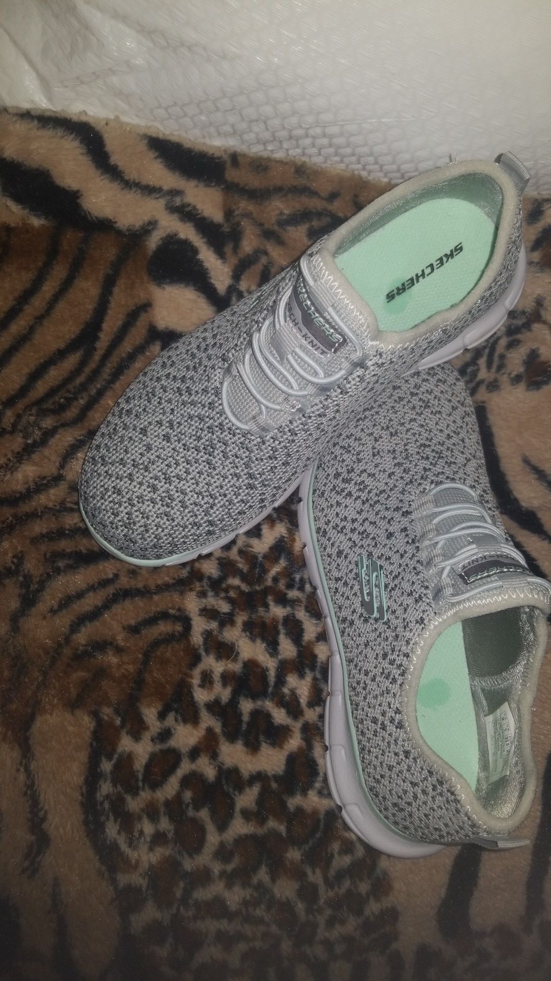 Skechers