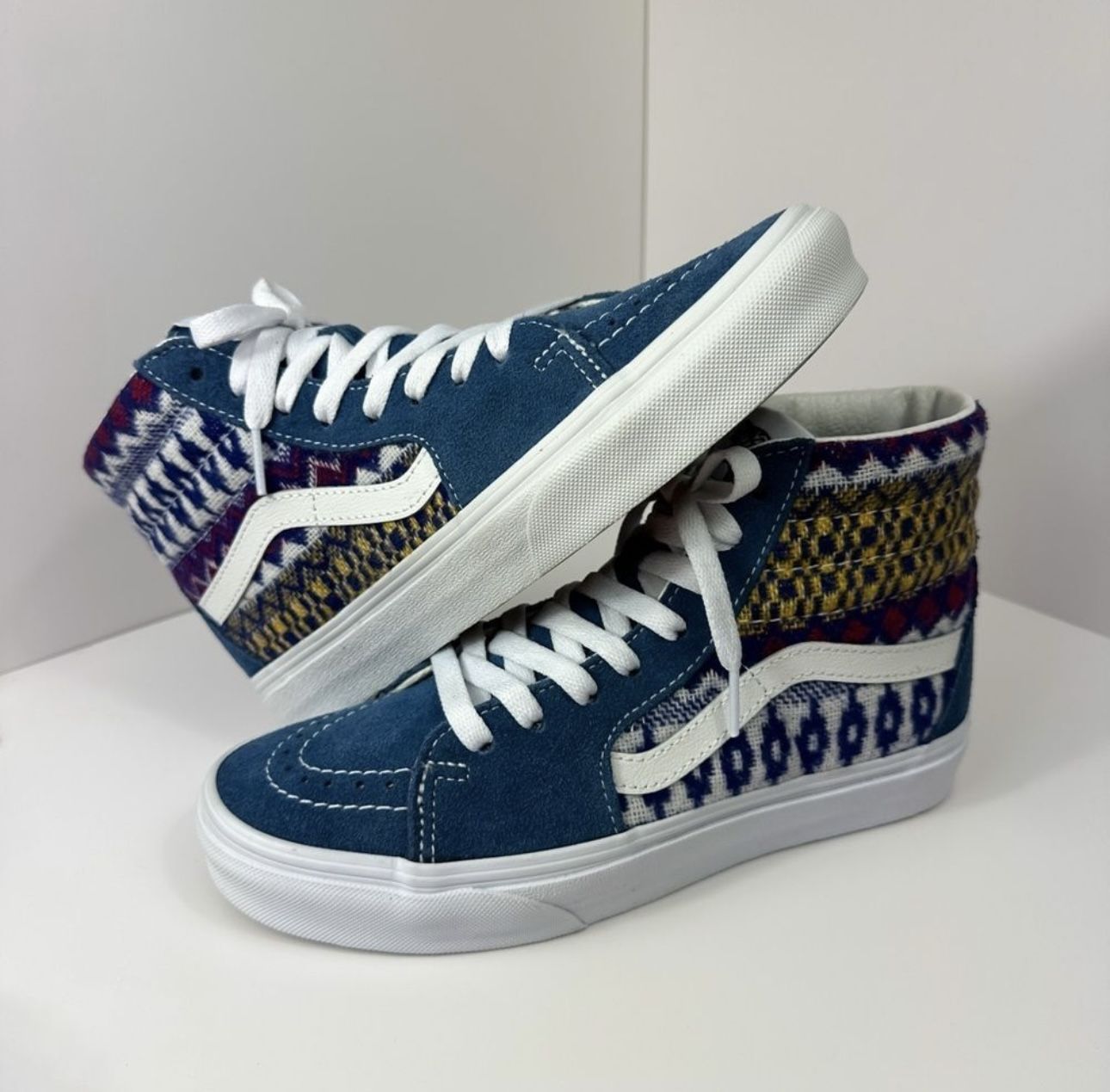 VANS Sk8-Hi “Fair Isle” Shoes - Women’s US 5