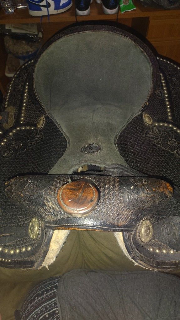 Double T Saddlery Custom Saddle