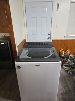 WHIRLPOOL WASHER EXCELLENT CONDITION XL CAPACITY 5.0 CU HEAVY DUTY DELIVERY AVAILABLE FOR EXTRA FEE