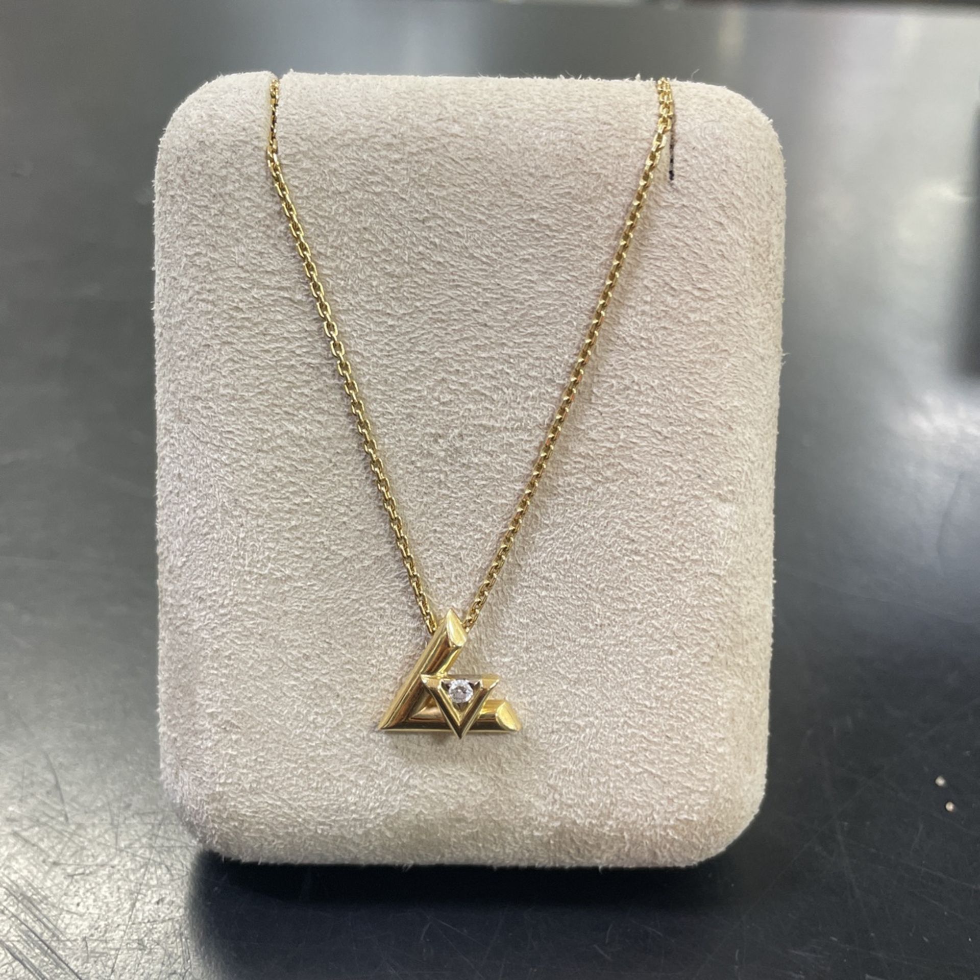 Louis Vuitton Chain