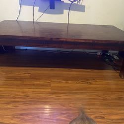 Free Large Wood Coffee Table
