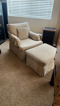Lounge Chair And Ottoman