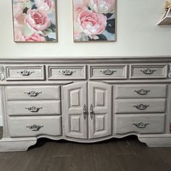 🌿 Mediterranean Dresser 