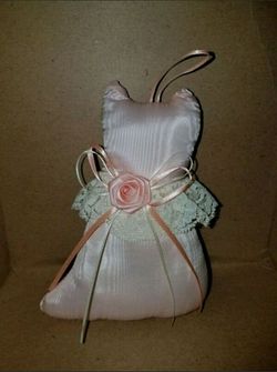 Cat Ornament/Decoration. 6" Tall