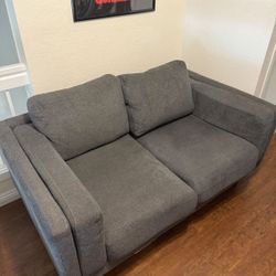 Love seat/Small Couch