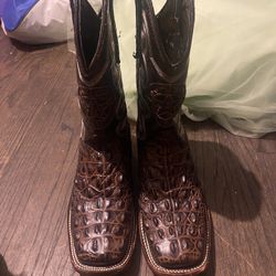 Man Boots For Sale 