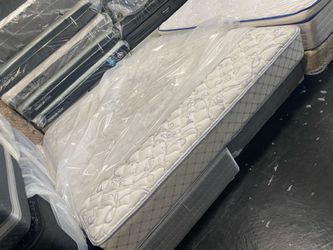 King mattress and box springs