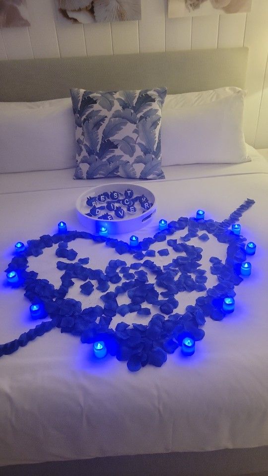 Intimate Night Decoration