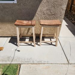  Wooden Rustic Aesthetic Kitchen Bar Stools 