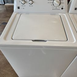 Lightly Used Washer With Warranty!