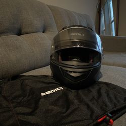 Sedici Strada  Helmet