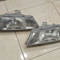Headlights Odyssey 2003 Pretty Good Condition