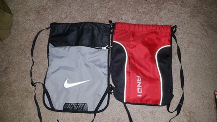 Two bag lightly used Nike like new asking 10