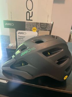 Giro Tremor MIPS child helmet Brand new