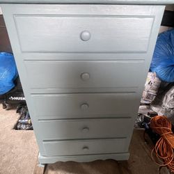 5 Drawer Dresser