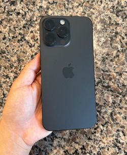 iPhone 15 Pro Max Unlocked