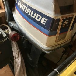 1975 Evinrude  25hp Outboard 