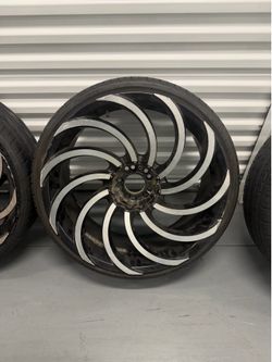 24” Custom Wheels & Tires