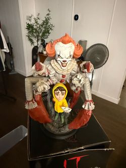 IT Chapter Two Q-Fig Max Elite “We All Float” Pennywise & Georgie Collectible