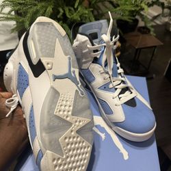 Jordan 6s unc basically brand new size 9.5 125$$$