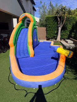 Blow up Waterslide