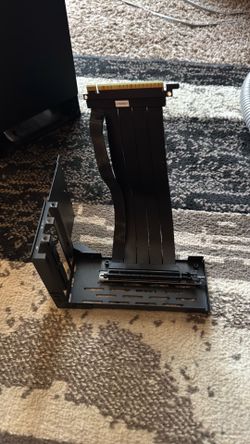 Vertical GPU Mount