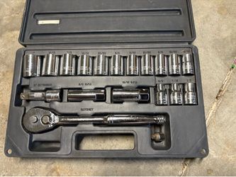 Popular Mechanic 18pc Socket Set