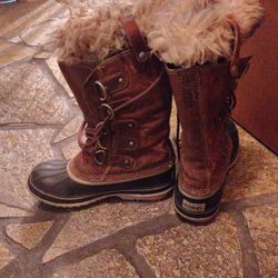 Sorel Calf Length Boots
