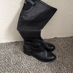 Boots Size 6.5