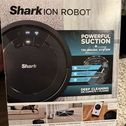 Shark ion Robot vacuum - new!