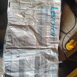 Levolor electric water level system