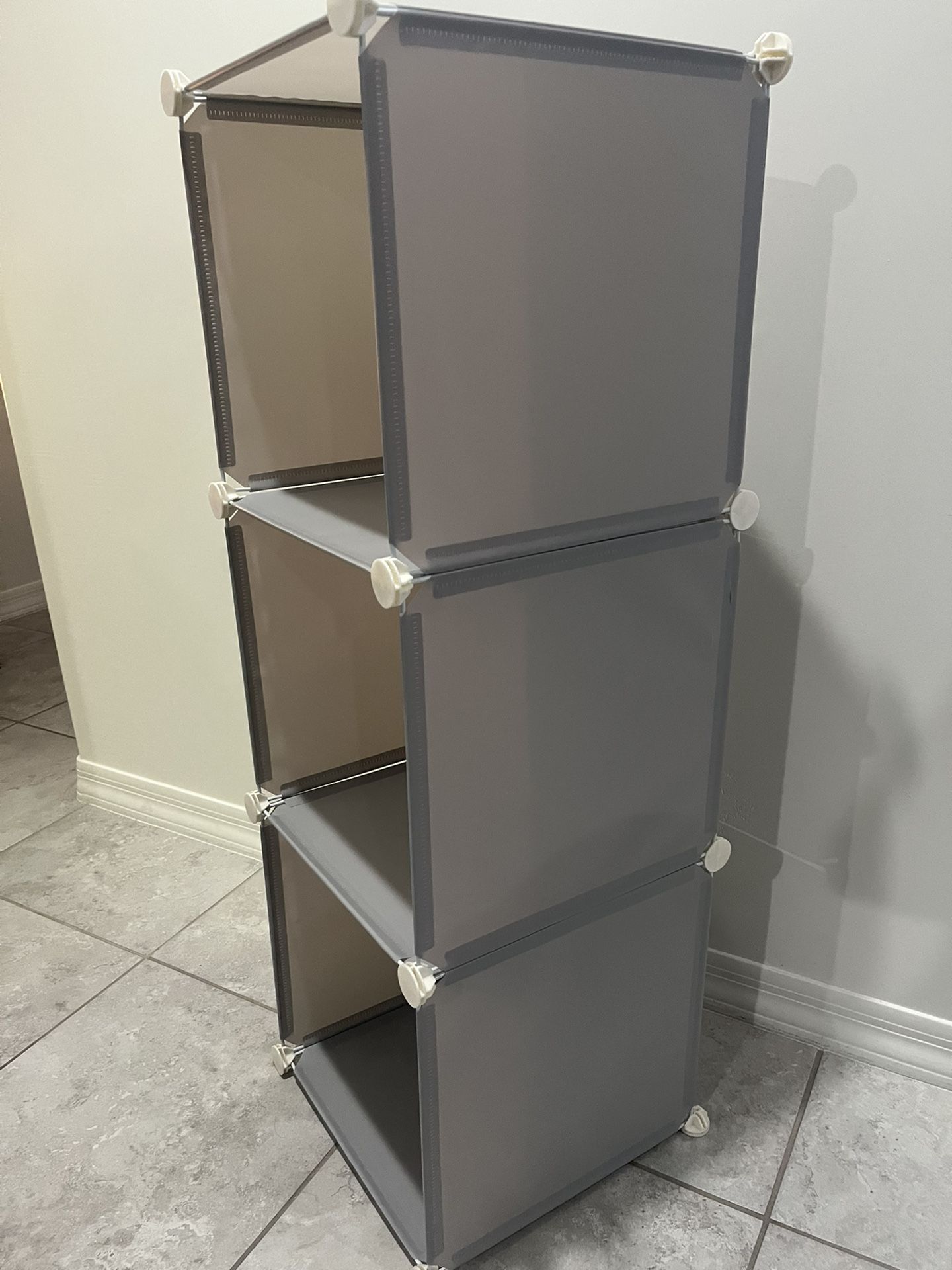 Storage cubes