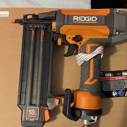 RIDGID 18-Gauge Brad Nailer 